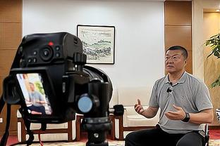 新加坡队长谈对国足印象：身体强壮并且更有攻击性，武磊非常优秀